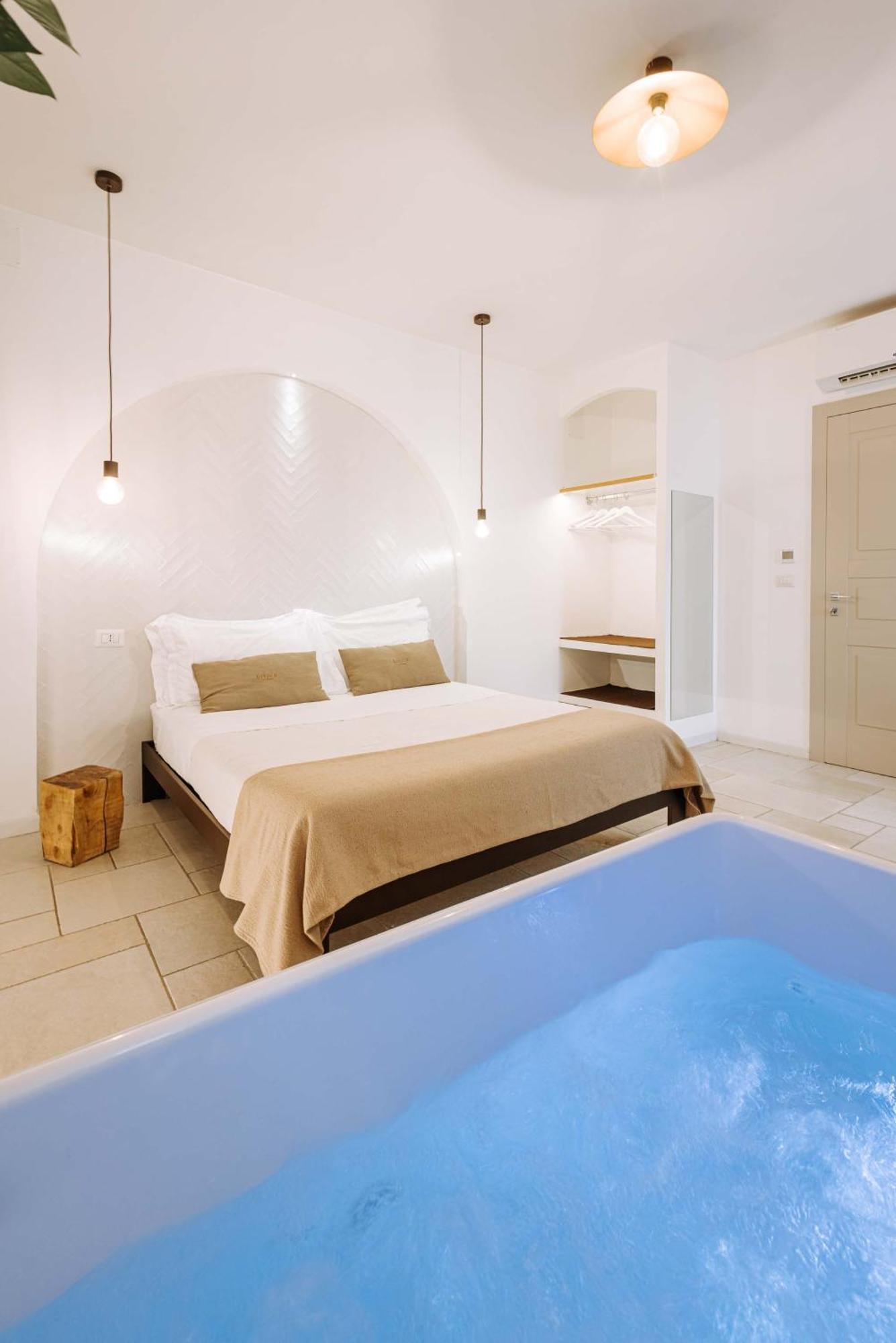 Dirium - Exclusive Rooms Monopoli Ngoại thất bức ảnh